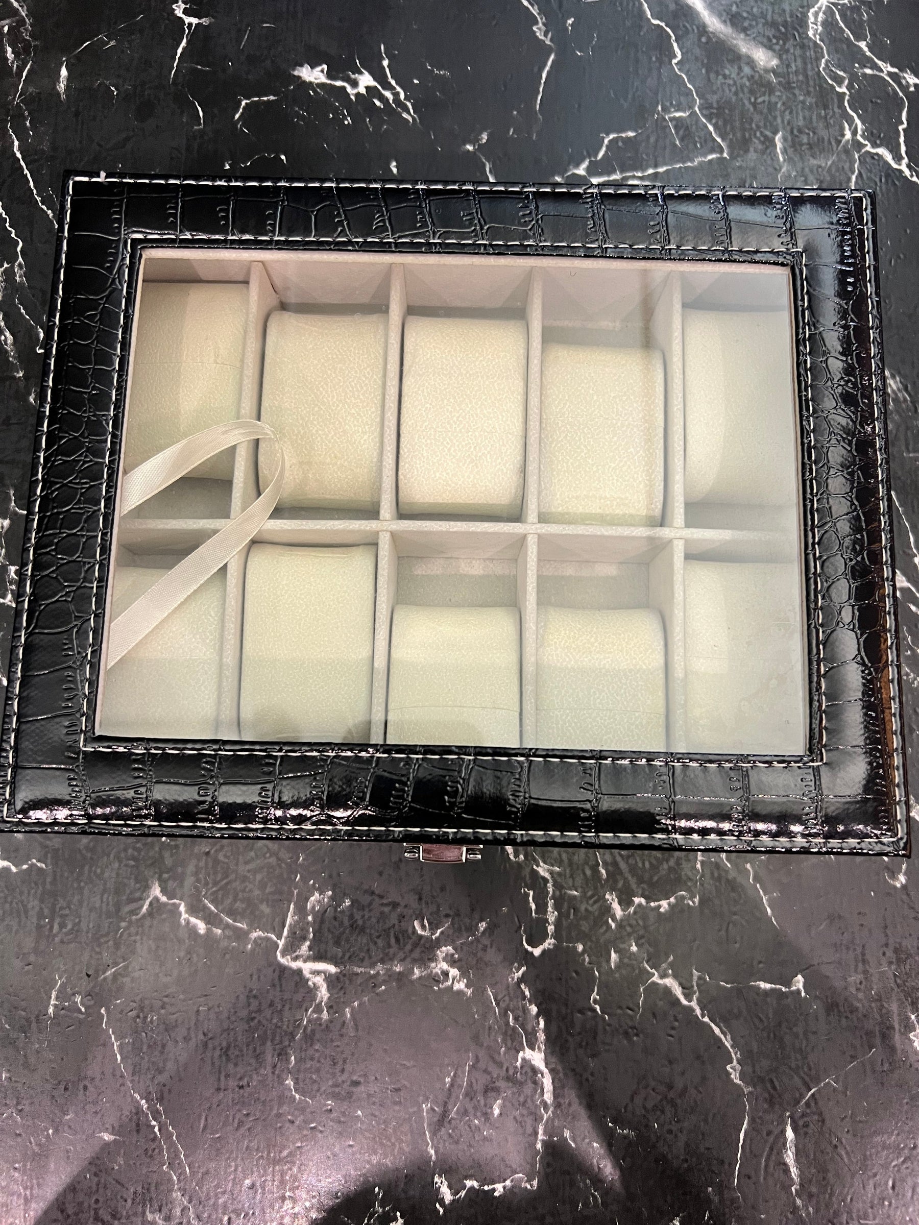 MALETA COM 10 RELÓGIOS