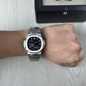 PATEK PHILIPPE NAUTILUS PRATA PRETO 40MM