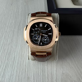 PATEK PHILIPPE NAUTILUS ROSE MARROM COURO 40MM