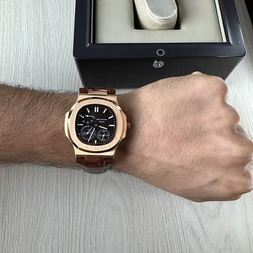 PATEK PHILIPPE NAUTILUS ROSE MARROM COURO 40MM