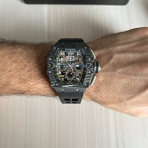 RICHARD MILLE CARBONO 47MM